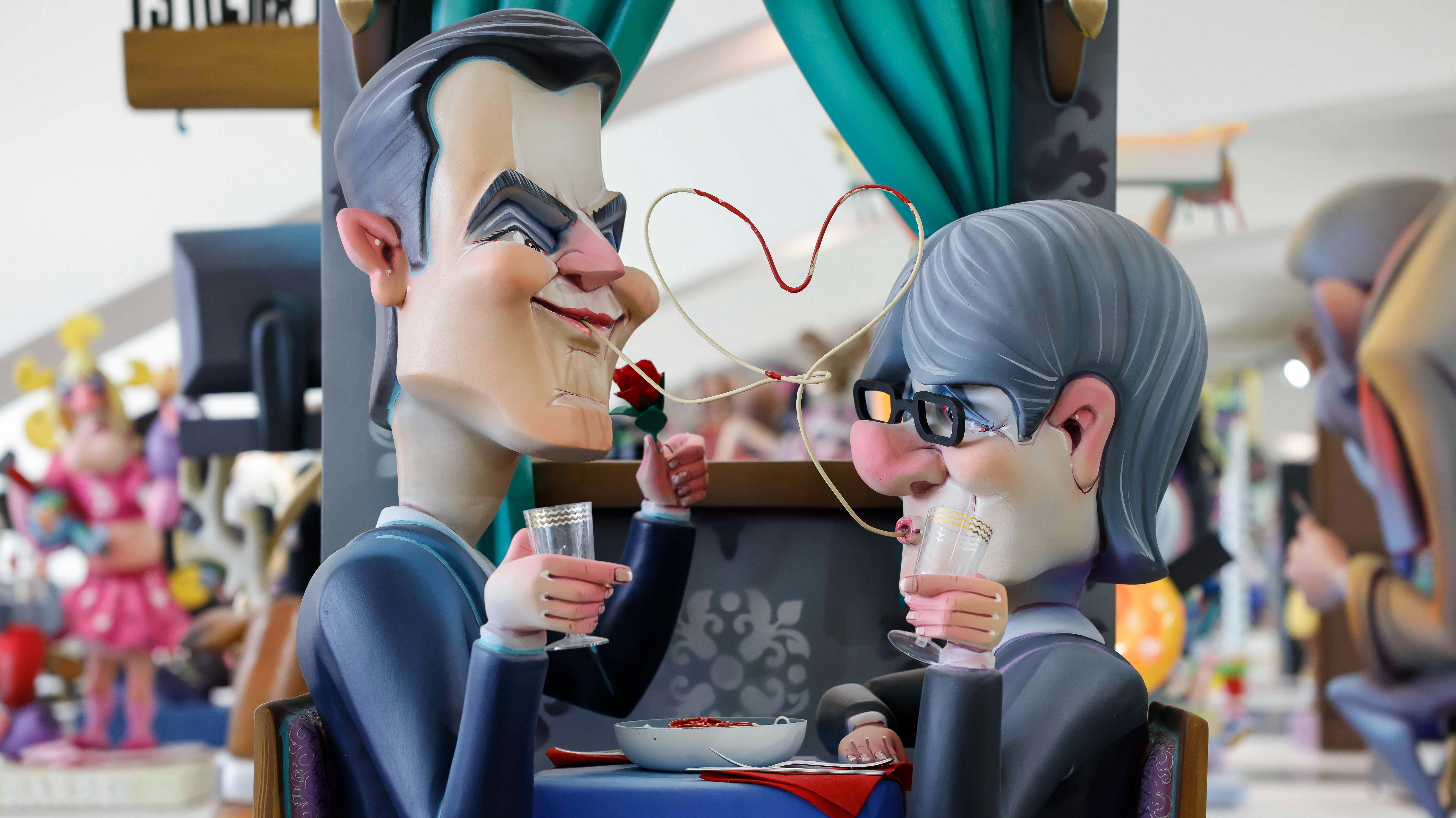 fallas-puigdemont-sanchez-2024-EFE.jpg