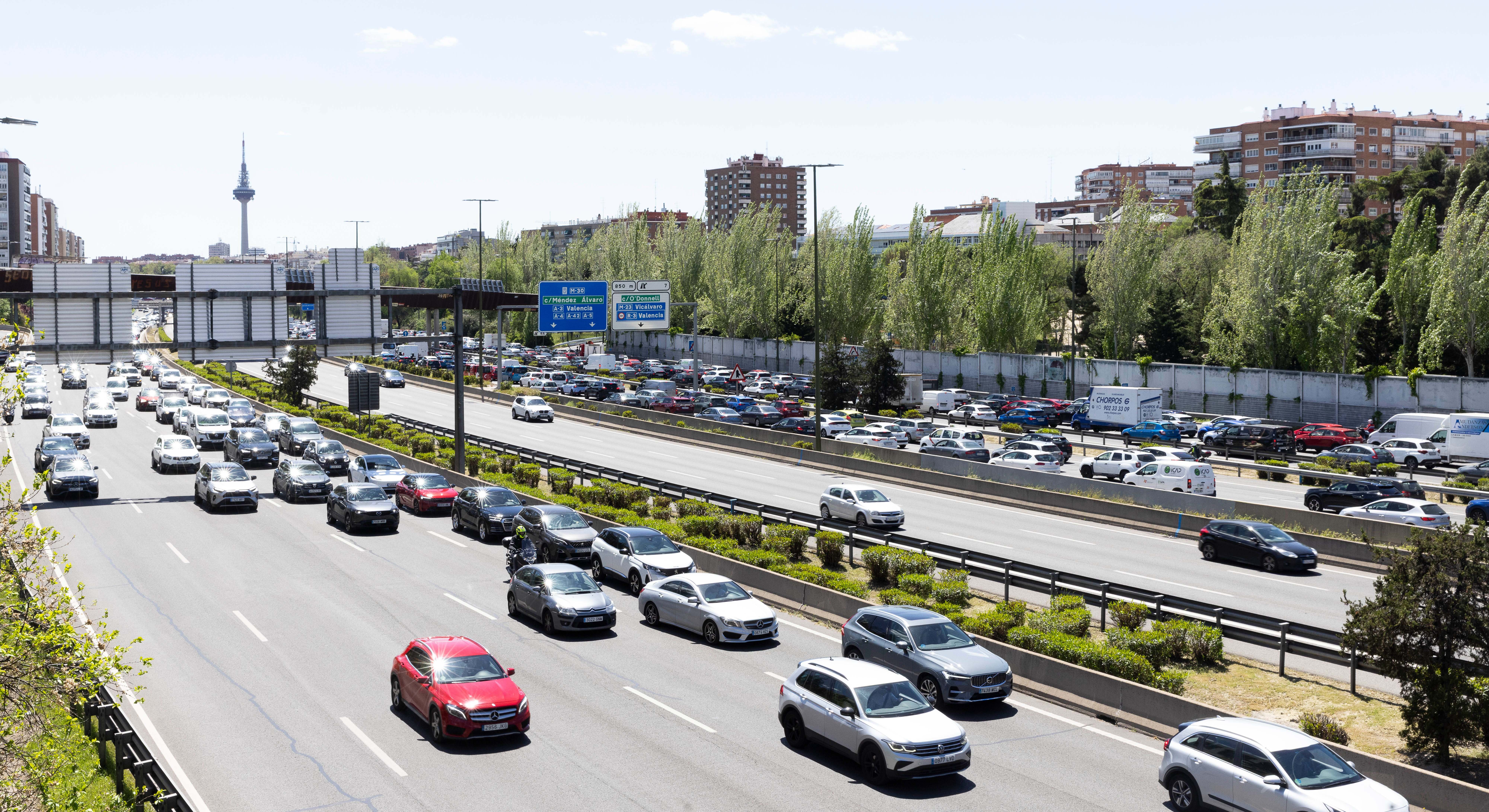 Trafico-coches-archivo.jpg