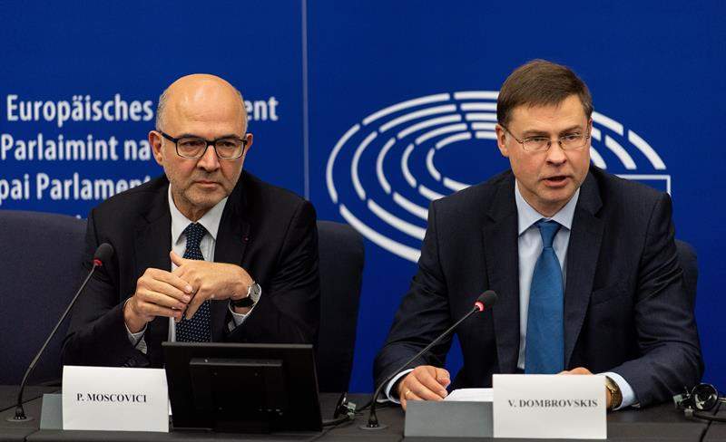 moscovici-dombrosvki-italia-efe.jpg