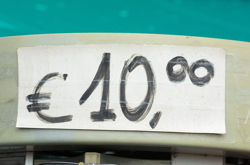 precio-etiqueta-euros-dreamstime.jpg