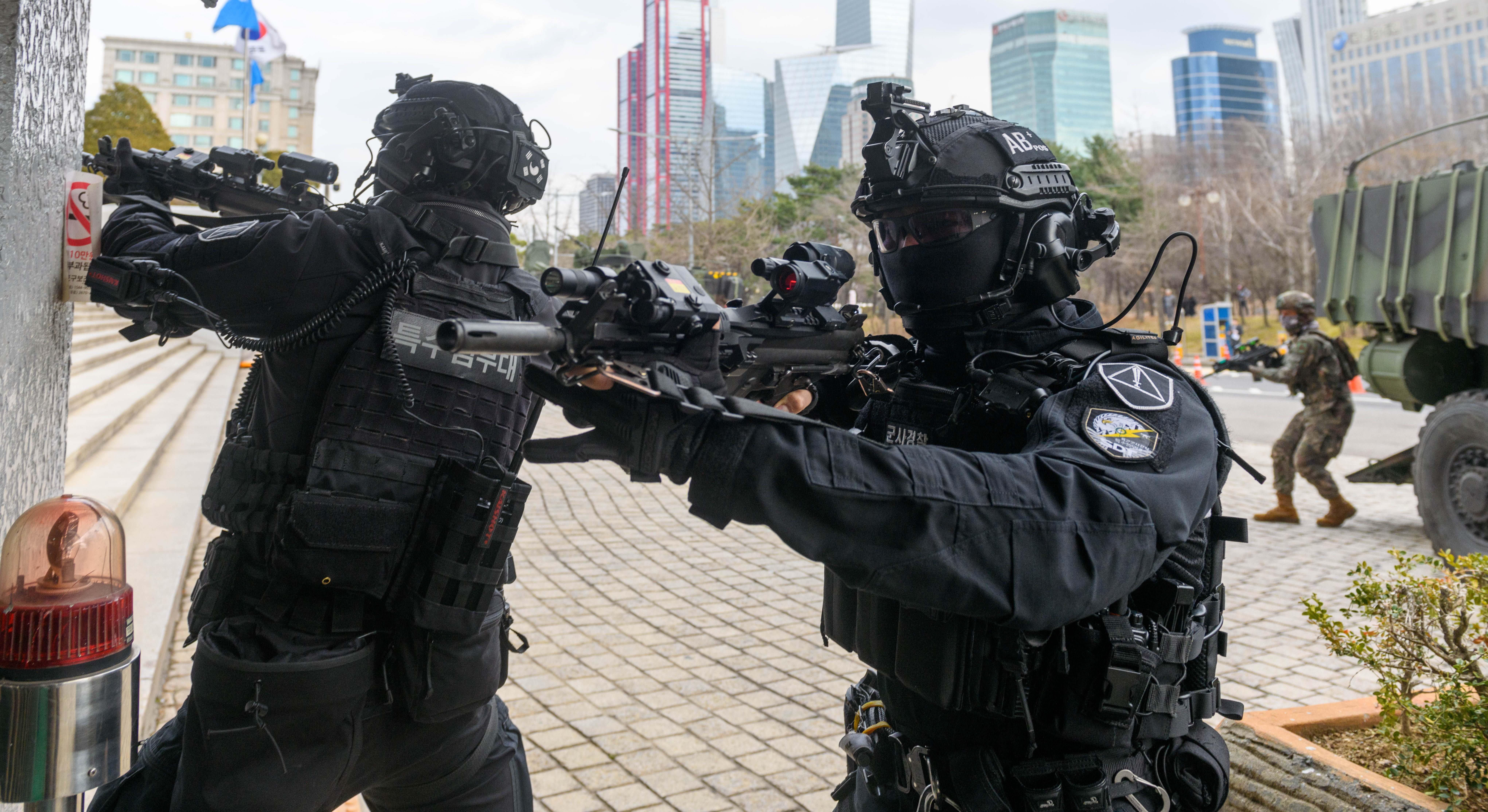 Imagen de archivo de un grupo de policías de Corea del Sur.