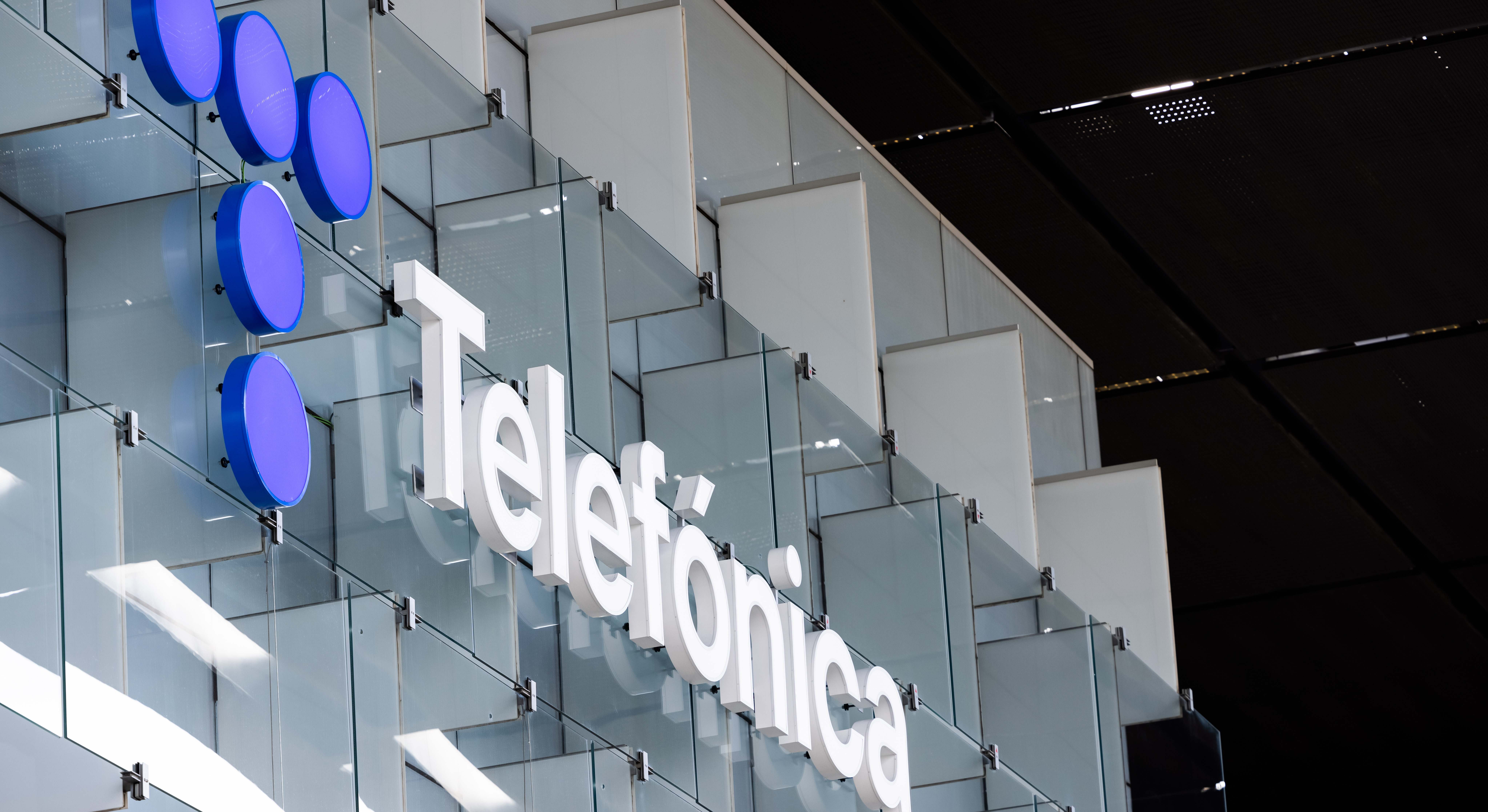 EdificiotelefonicaESP.jpg