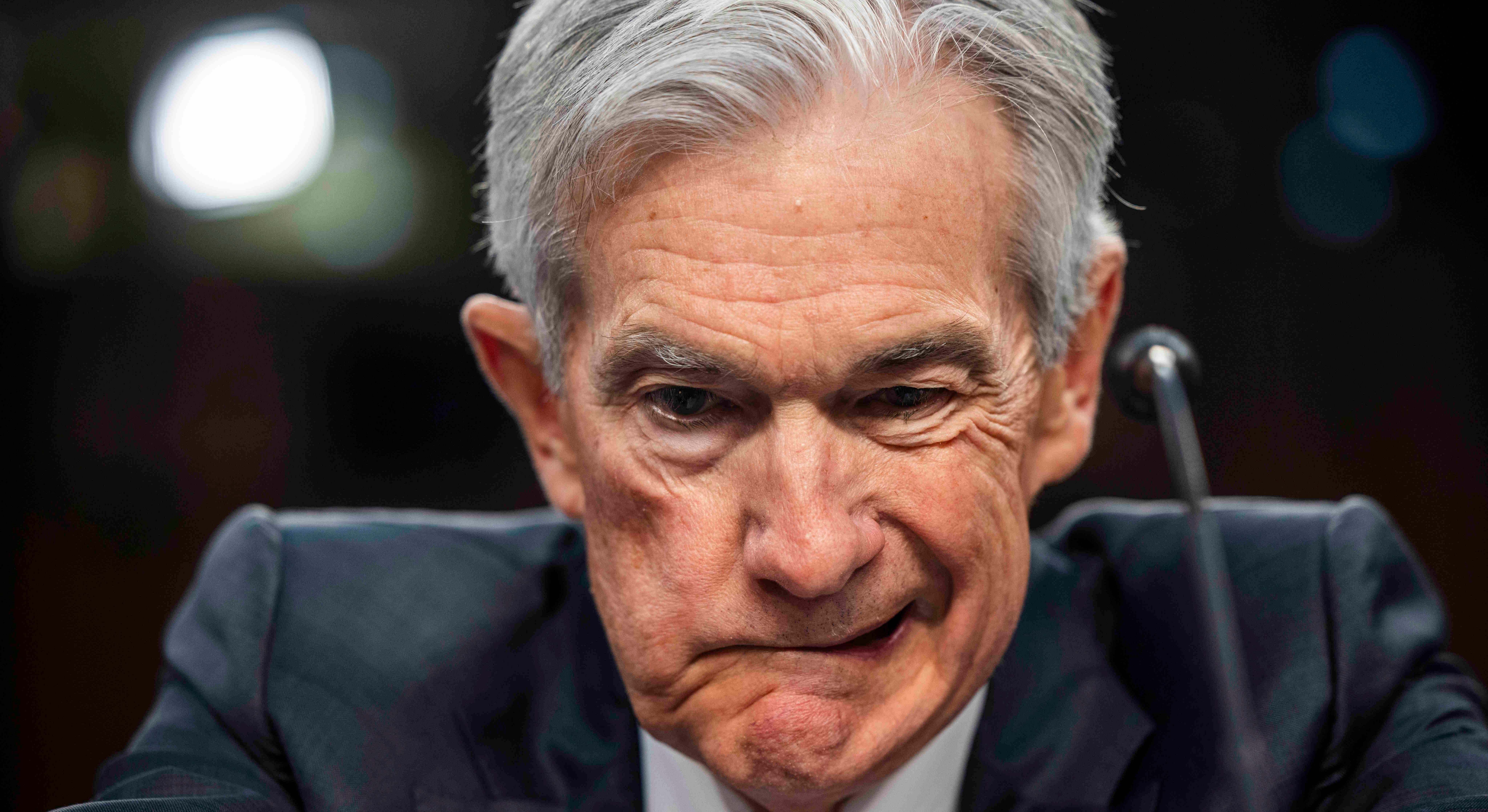 Jerome Powell hace una mueca
