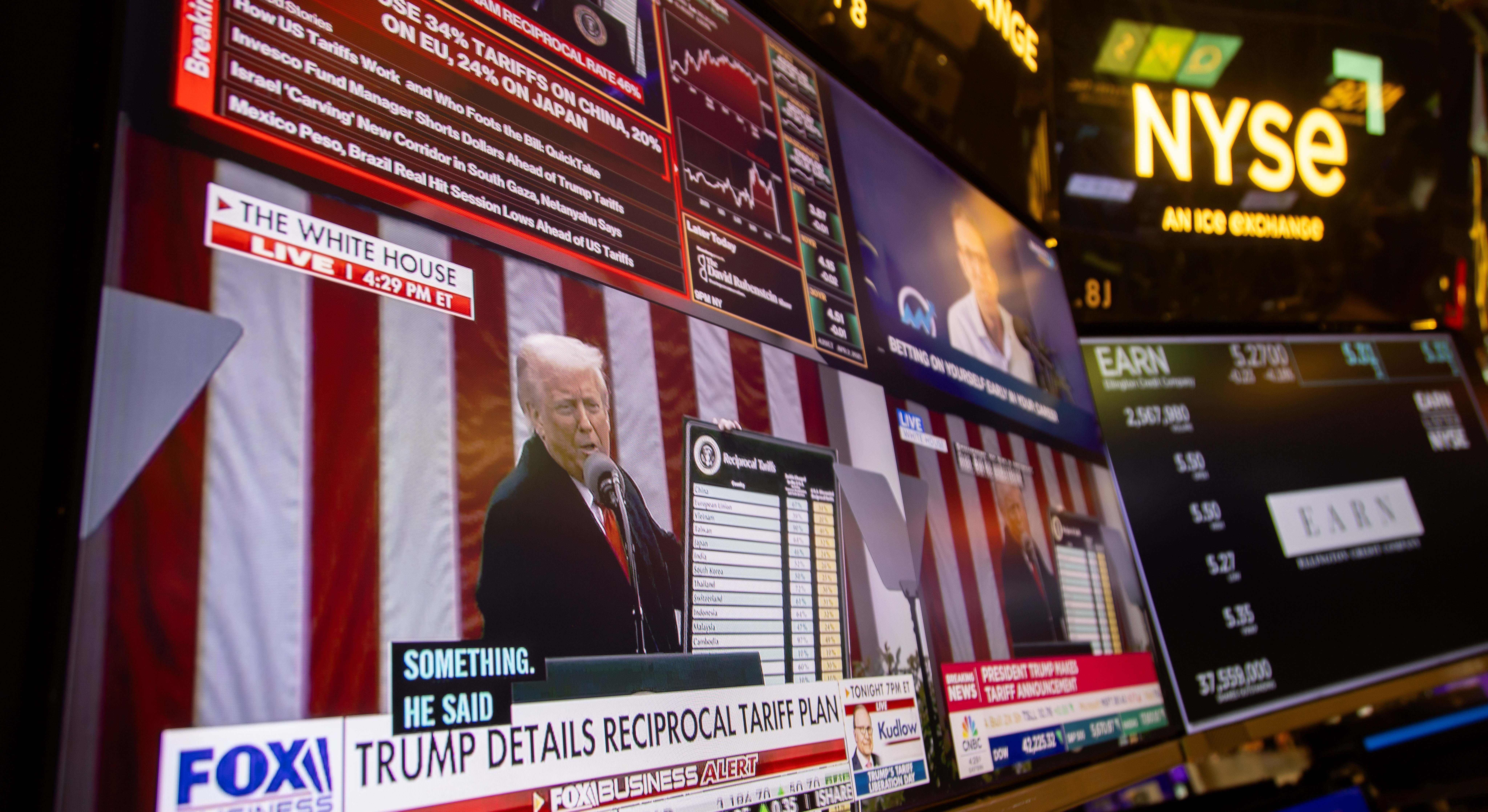 Trump-nyse-wall-street.jpg
