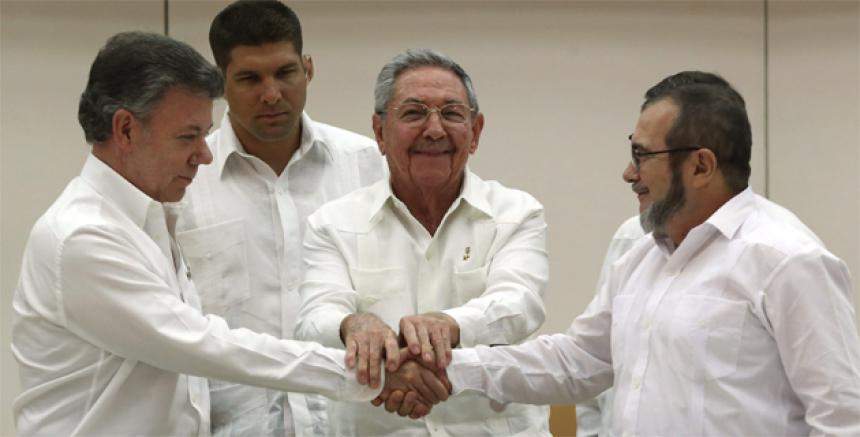 santos_timochenko_y_castro_3_0.jpg