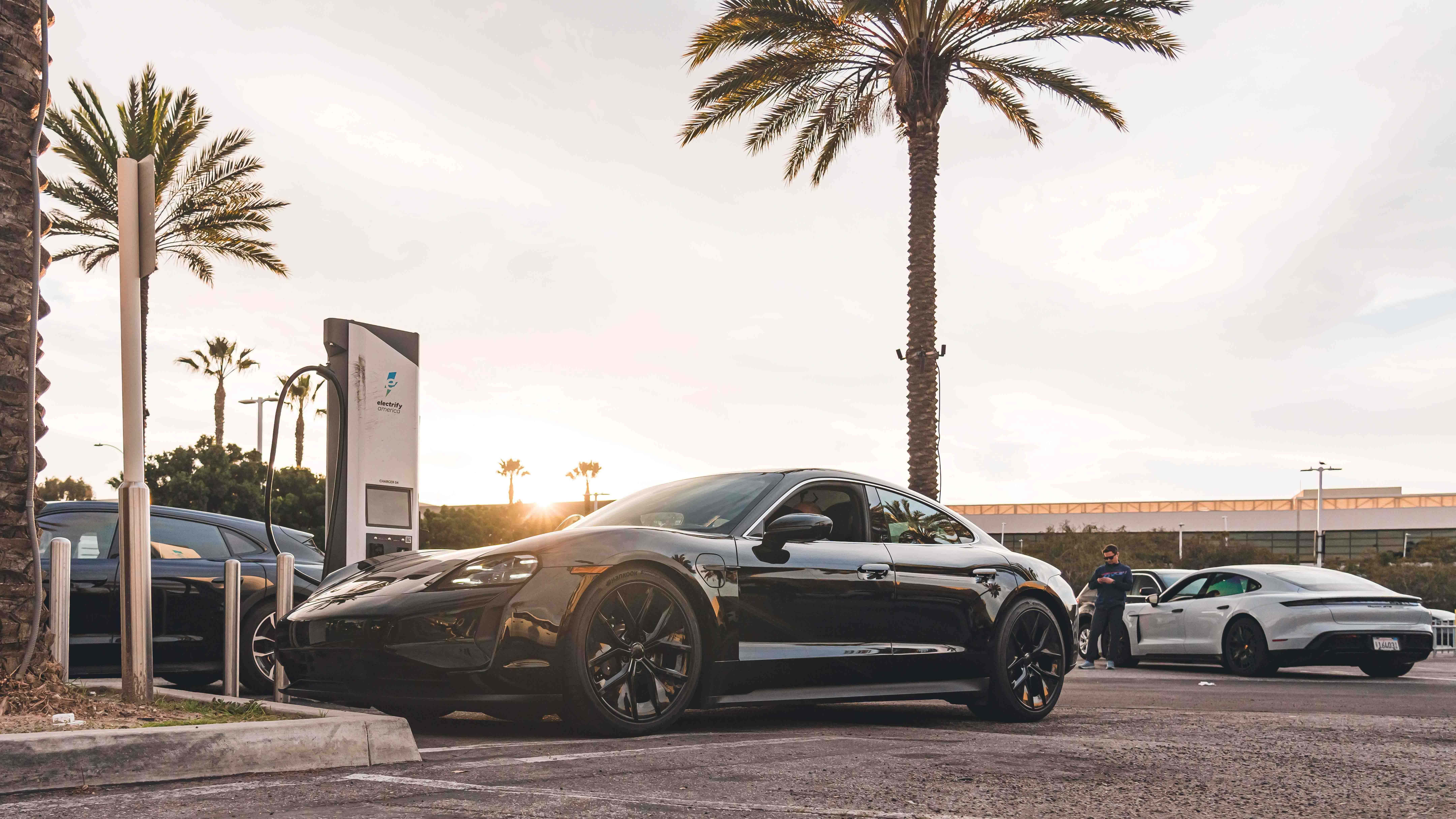 porsche Taycan