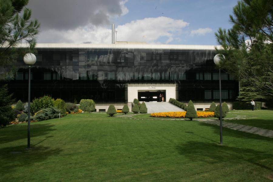 IESE.jpg