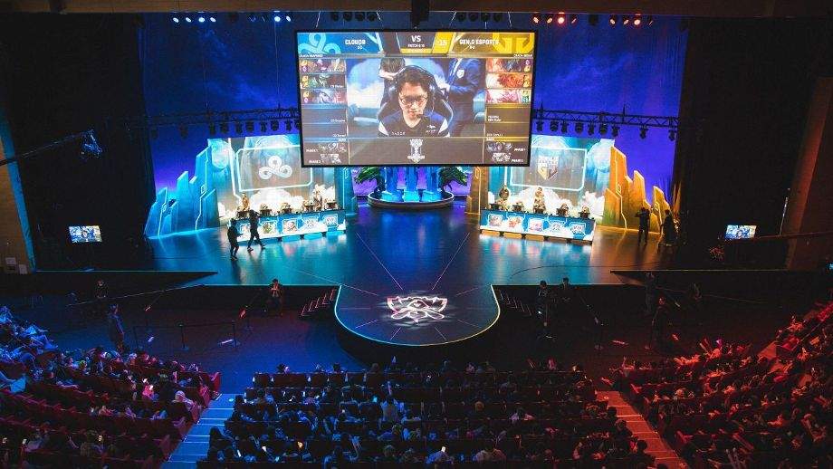 lol-worlds.jpg