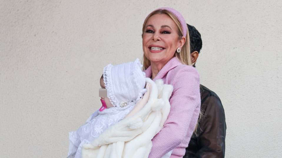 Ana Obregón y su hija-nieta