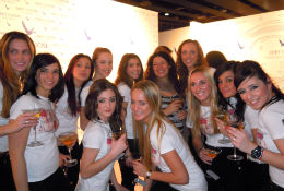 AlumnasEsneAlmaAguilarCibeles.jpg