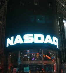 nasdaq-noche.jpg