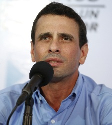 capriles.jpg