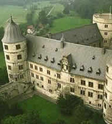 castillo_himmler250.jpg