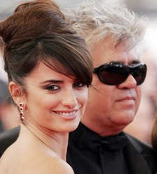 pe_almodovar250.jpg