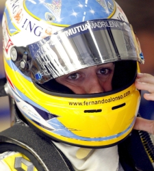 Alonso_casco_turquia.jpg