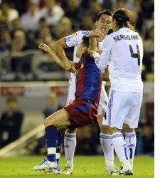 Arbeloa-villa-ramos-copa-2011-afp.jpg