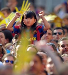 Barcelona-nina-celebra-2011-afp.jpg