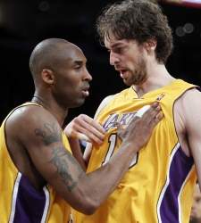 <b>108-79.Los Lakers </b>abusan de Detroit y logran primera victoria de la temporada