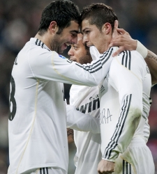 CR9_celebra_con_albiol.jpg