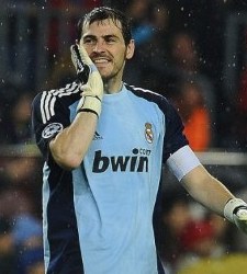 Casillas-gesto-cara-2011-afp.jpg