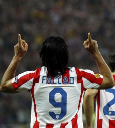 Falcao-celebra-2012-europaleague.jpg
