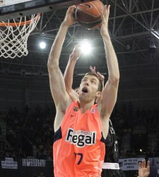 Fran-Vazquez-mate-2011-efe.jpg