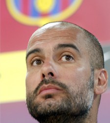 Guardiola-escudo-barca-2011-rp-efe.jpg