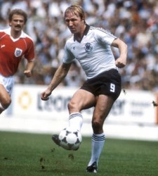 Hrubesch-color-1980.jpg