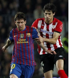 Javi-Martinez-2012-efe-messi.jpg