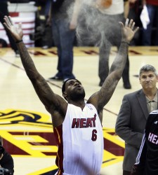 LeBron-ritual-miami-cavs.jpg