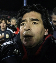 Maradona_mosqueado.jpg