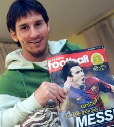 Messi_france_football.jpg
