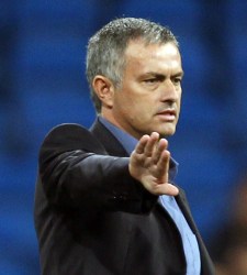 Mourinho-mano-pelocorto-2011-reuters.jpg