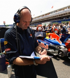 Newey_redbull.jpg