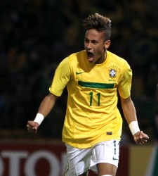 Neymar-celebra-ecuador-efe-2011.jpg