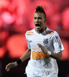 Neymar-celebra-libertadores-2011-efe.jpg