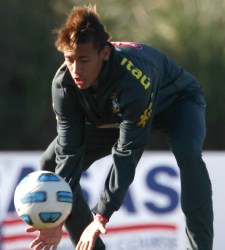 Neymar-entreno-brasil-2011-reuters-2.jpg