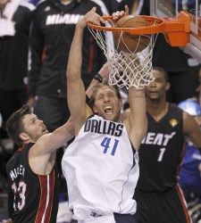 Nowtizki-mate-Heat-2011-reuters.jpg