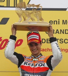 Pedrosa-celebra-alemania-2011-efe.jpg