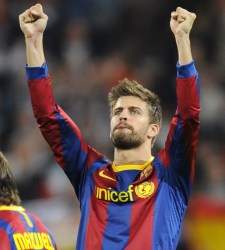 Pique-celebra-bernabeu-2011.jpg