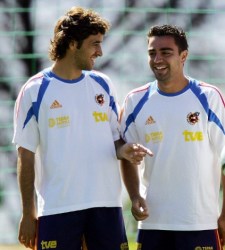 Raul-xavi-espana-afp.jpg