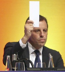 Rosell-voto-blanco-efe.jpg