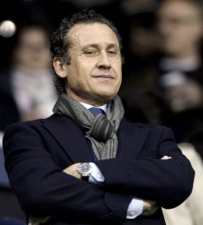 Valdano-bufanda-efe-2011.jpg