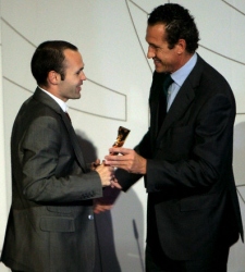 Valdano_Iniesta.jpg