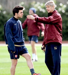 Wenger a Guardiola: O Cesc es culé el martes o será nombrado intransferible