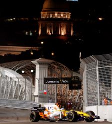 Alonso buscará el póquer de podios en Singapur