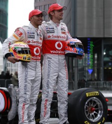 <b>Hamilton</b> enrarece el clima en McLaren y Button podría seguir los pasos de Alonso