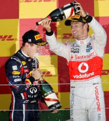 <b>Button</b> también aplaude la temporada de Vettel: "Se merecía el título"