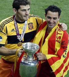 El padre de Xavi revela que "si no fuera por <b>Iker</b>, España no habría triunfado"