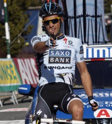 contador-celebra-volta-2011-reuters.jpg